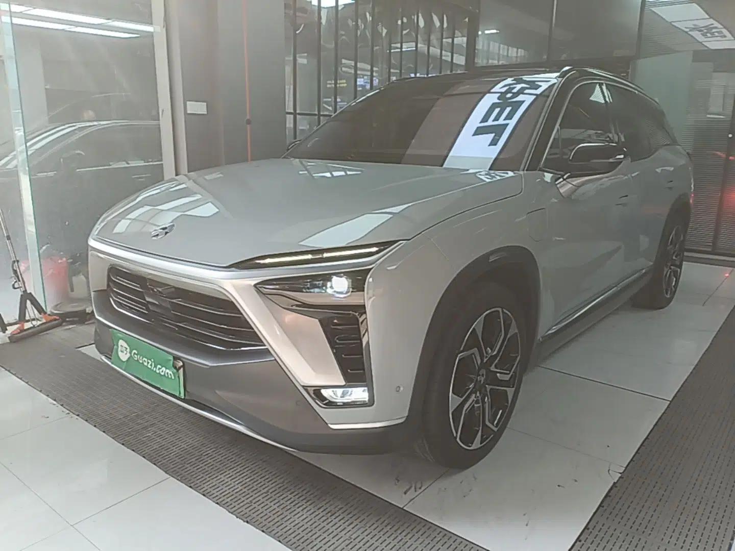 Used Nio ES8 2020 415 km Signature Edition 6-Seater Version — миниатюра 1