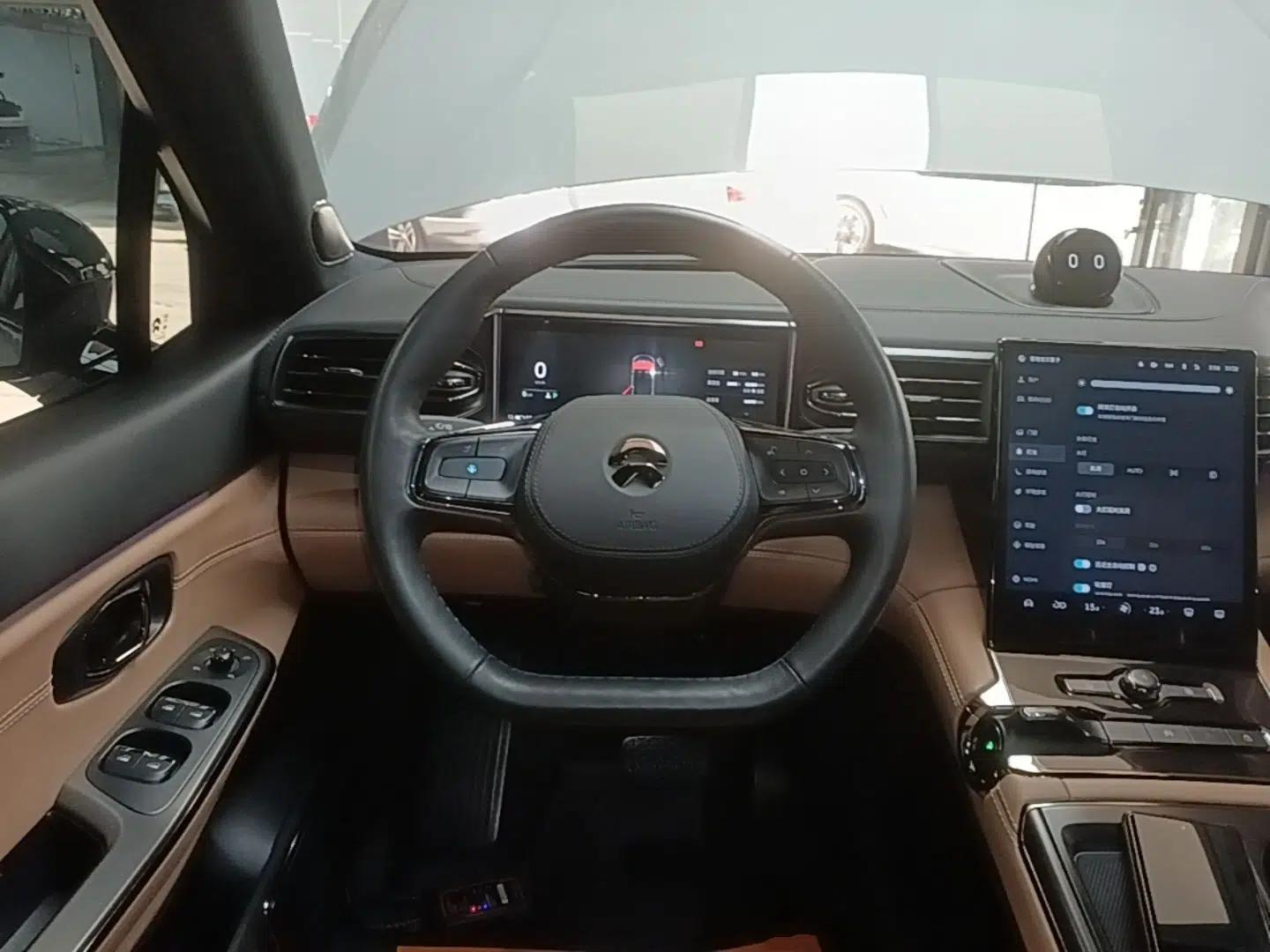 Used Nio ES8 2020 415 km Signature Edition 6-Seater Version — миниатюра 13