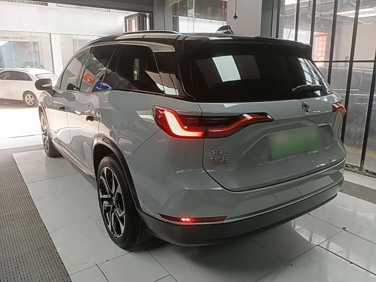 Used Nio ES8 2020 415 km Signature Edition 6-Seater Version — миниатюра 4