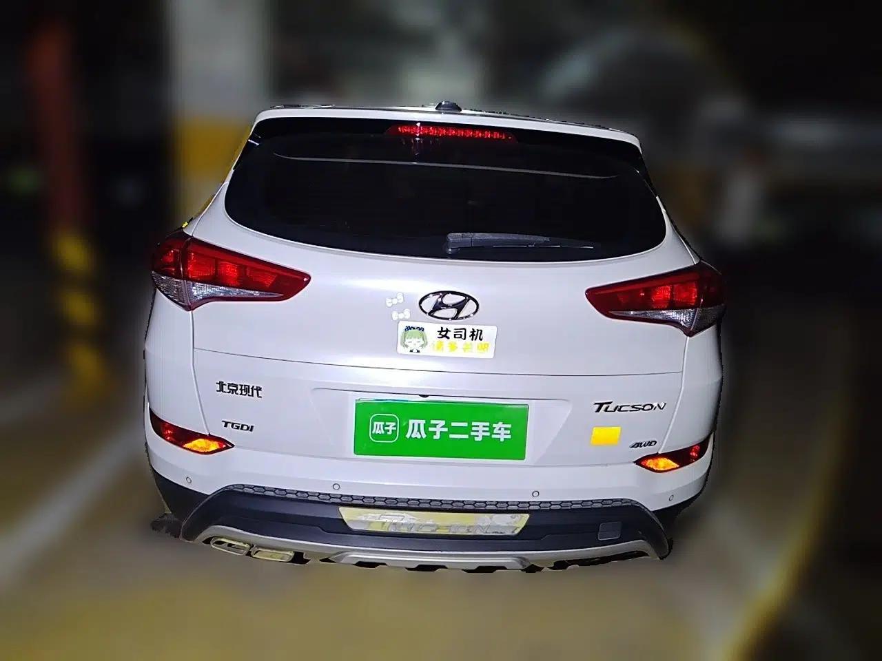 Used Hyundai Tucson 2018 1.6T Dual-Clutch Two-Wheel Drive 15th Anniversary Special Edition — миниатюра 5