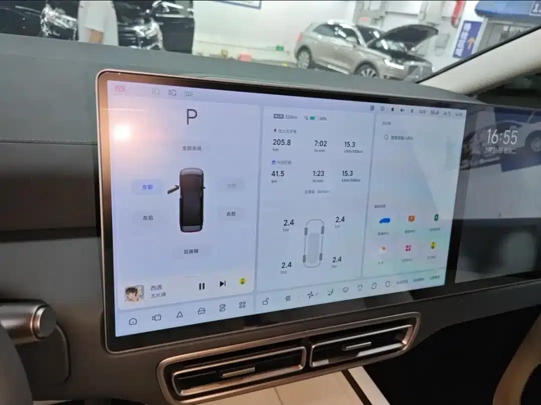 Li Auto MEGA 2025 Home Edition — миниатюра 4