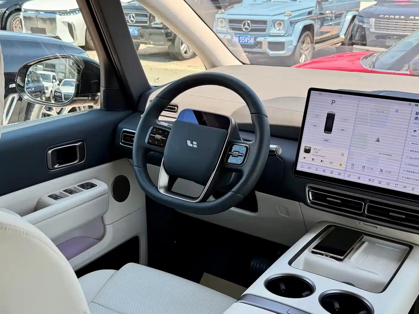 Li Auto MEGA 2025 Home Edition — миниатюра 12