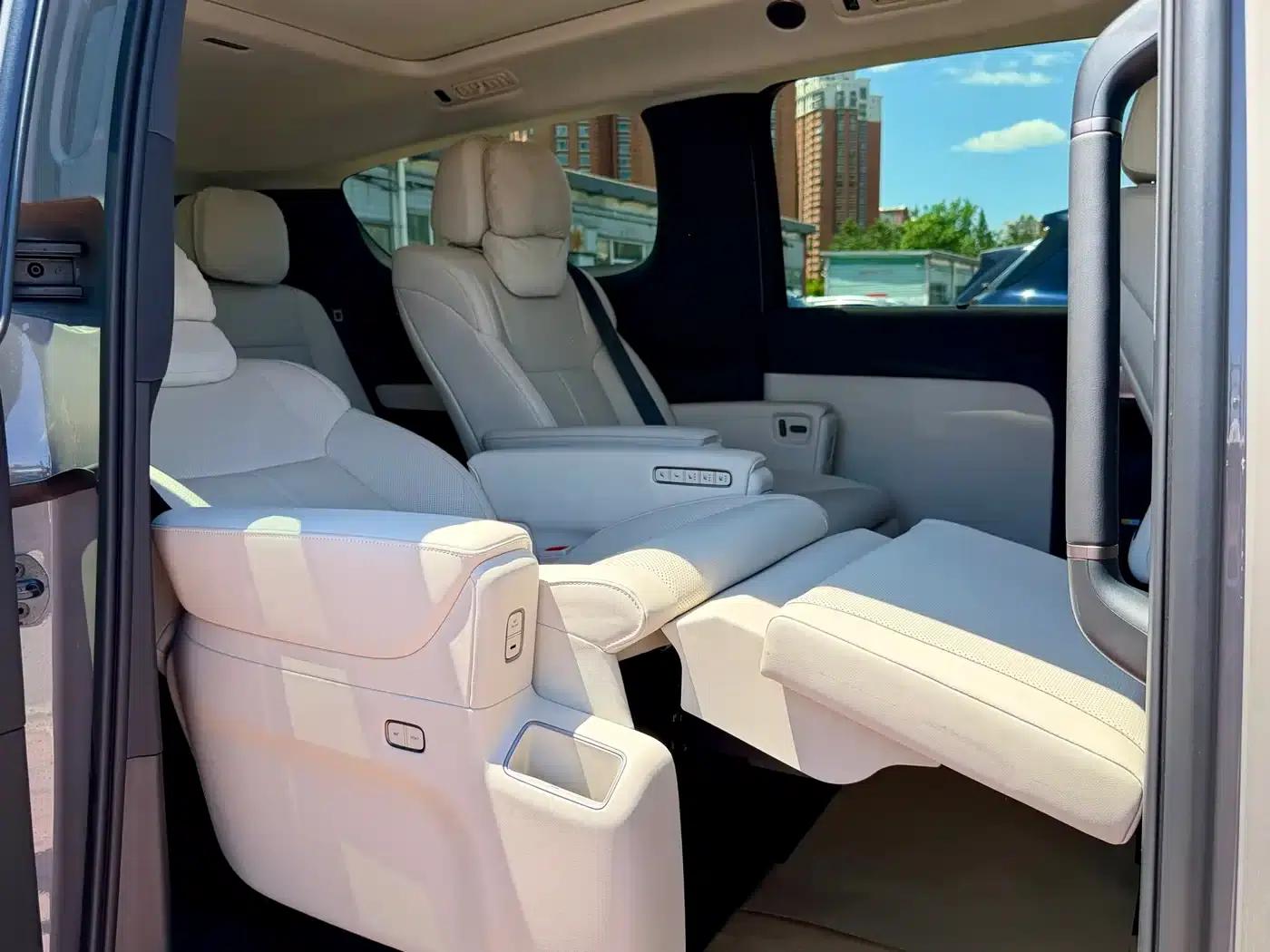 Li Auto MEGA 2025 Home Edition — миниатюра 26
