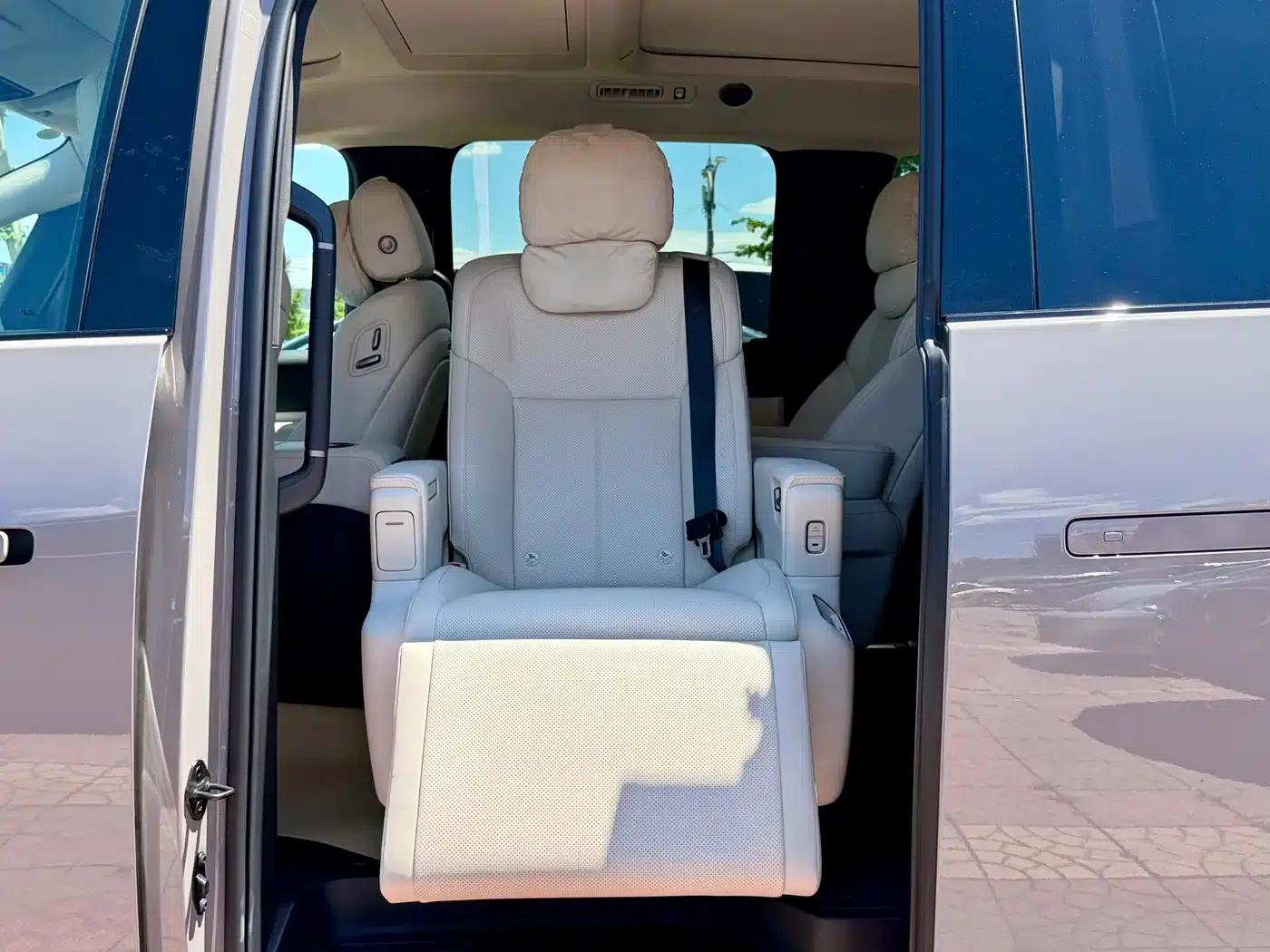 Li Auto MEGA 2025 Home Edition — миниатюра 29