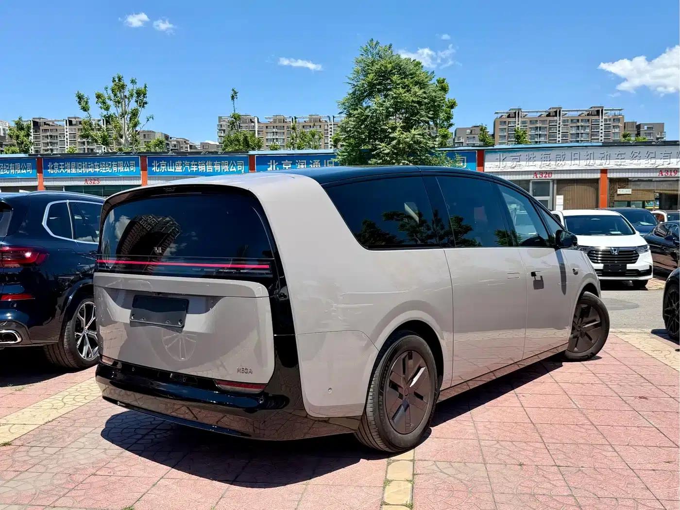 Li Auto MEGA 2025 Home Edition — миниатюра 31