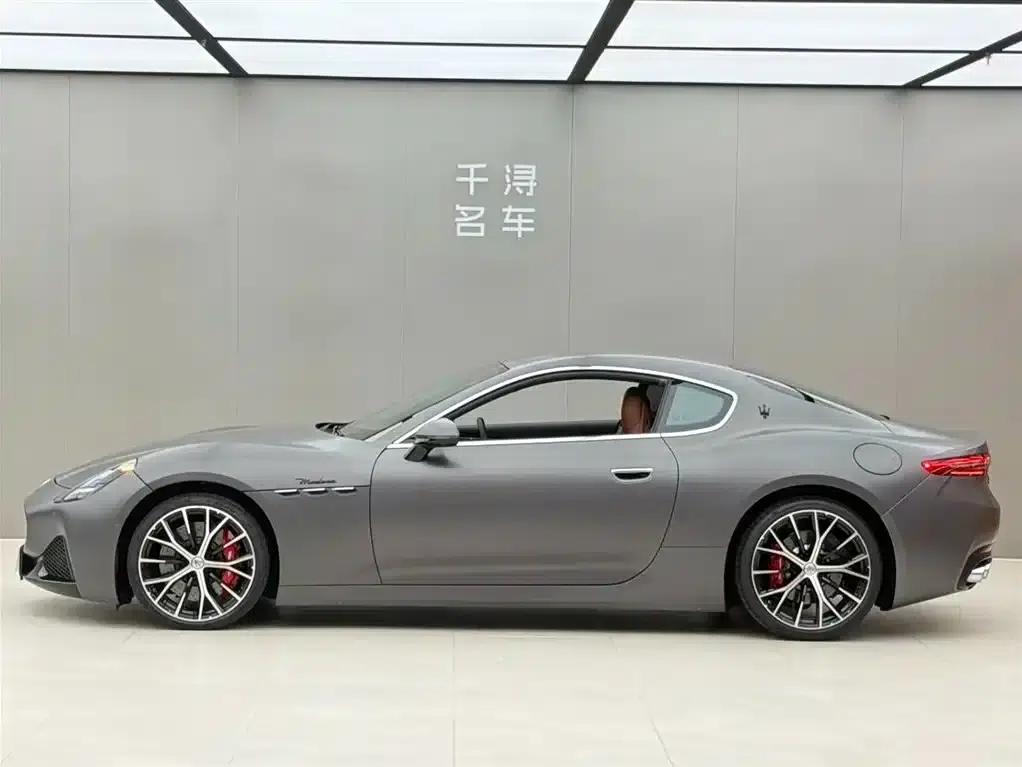 GranTurismo 2023 3.0T Modena — миниатюра 3