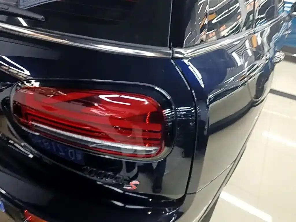 MINI CLUBMAN 2023 Facelift 2.0T COOPER S Connoisseur — миниатюра 8