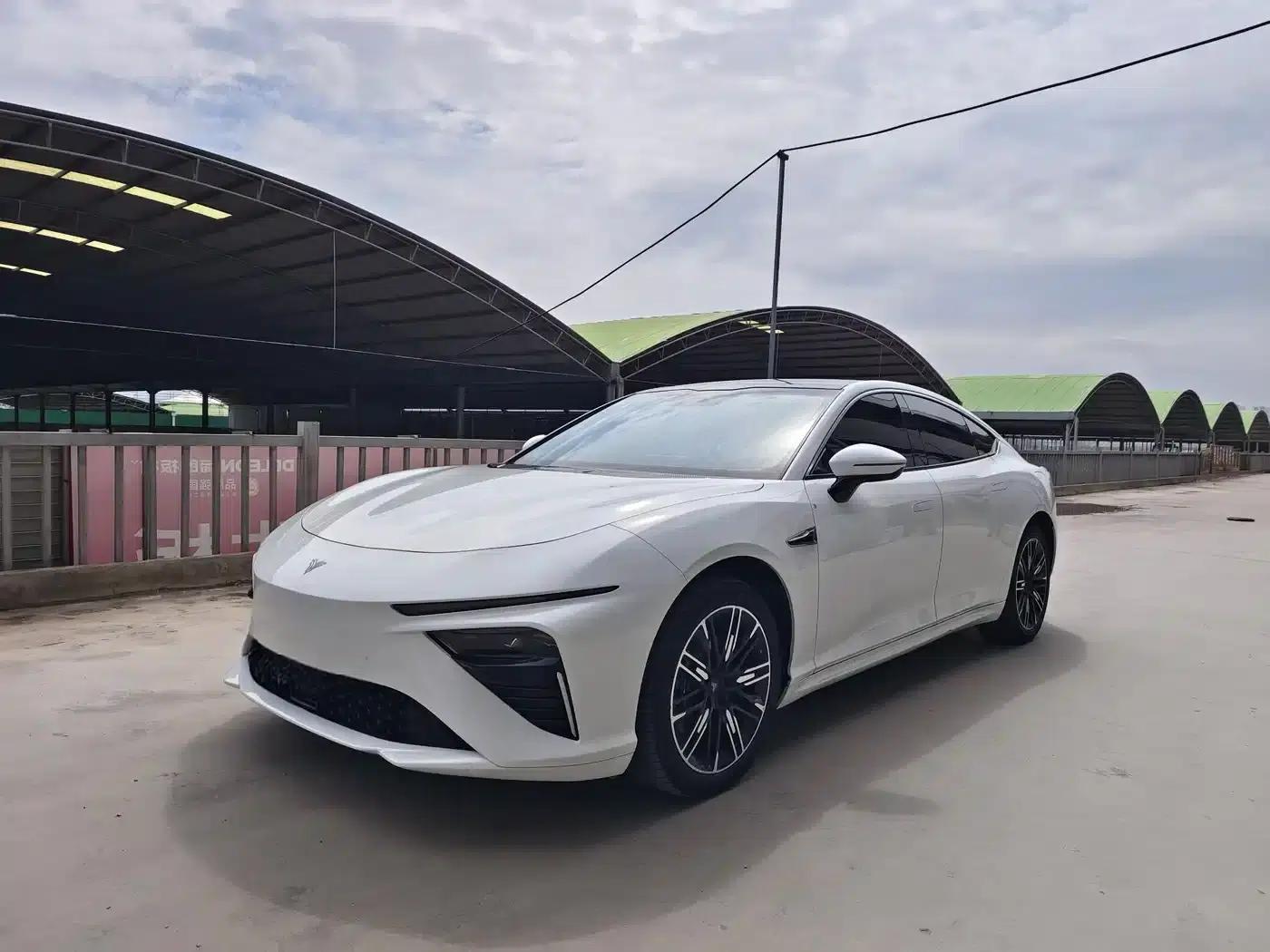 Nezha S 2024 Range Extended 1060 Edition — миниатюра 1