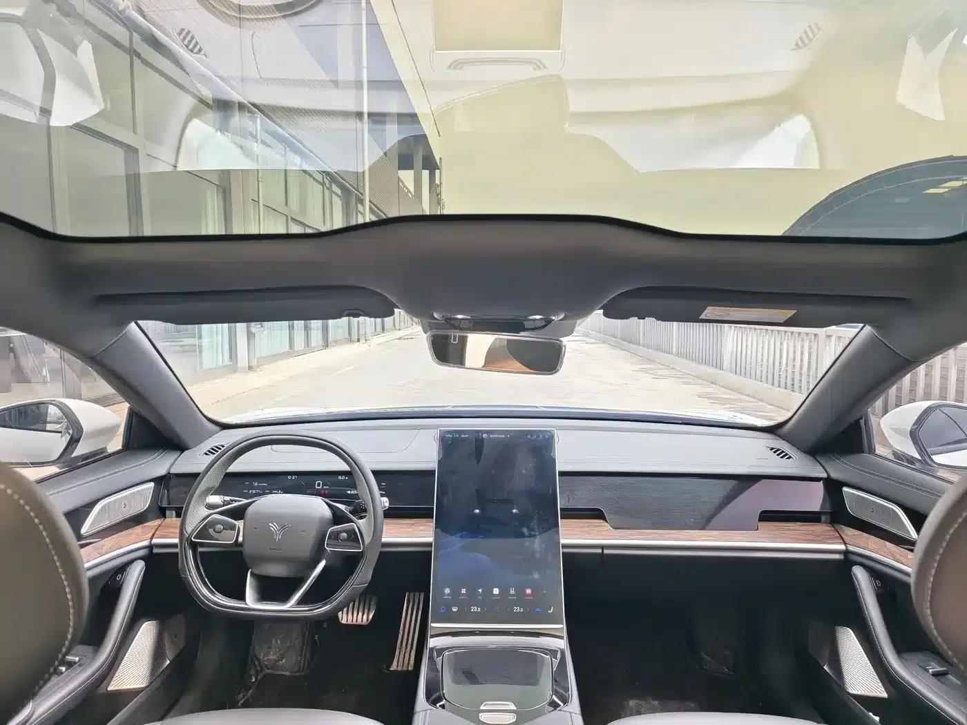 Nezha S 2024 Range Extended 1060 Edition — миниатюра 8
