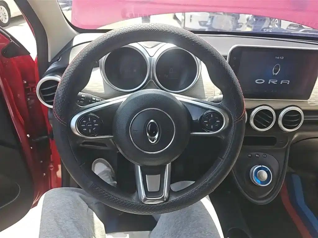 ORA Black Cat 2019 Model 351km/h Goddess Edition — миниатюра 11