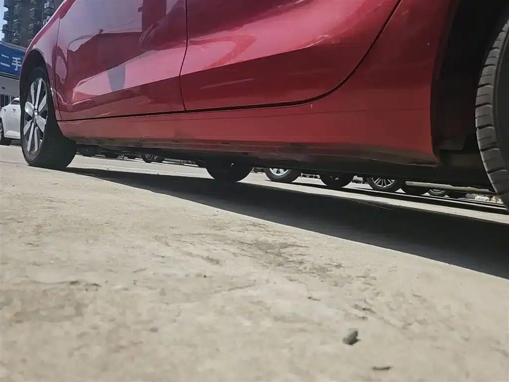 ORA Black Cat 2019 Model 351km/h Goddess Edition — миниатюра 22