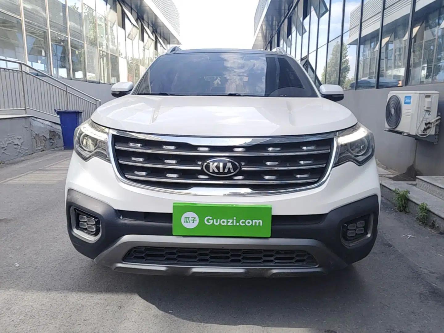Used Kia Sportage R 2019 2.0L Automatic Smart Luxury Edition — миниатюра 2