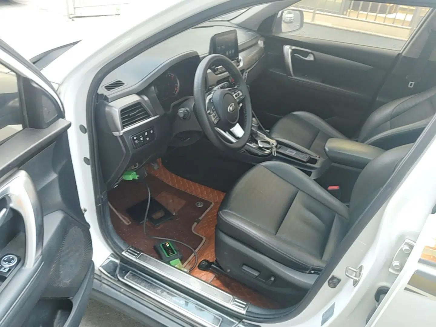 Used Kia Sportage R 2019 2.0L Automatic Smart Luxury Edition — миниатюра 18