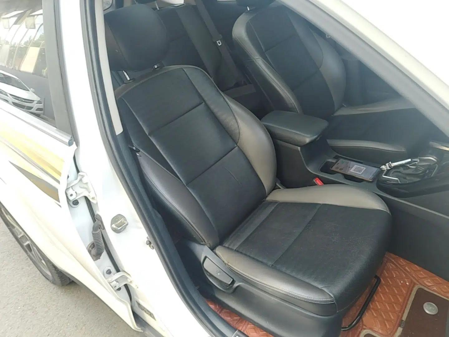 Used Kia Sportage R 2019 2.0L Automatic Smart Luxury Edition — миниатюра 19
