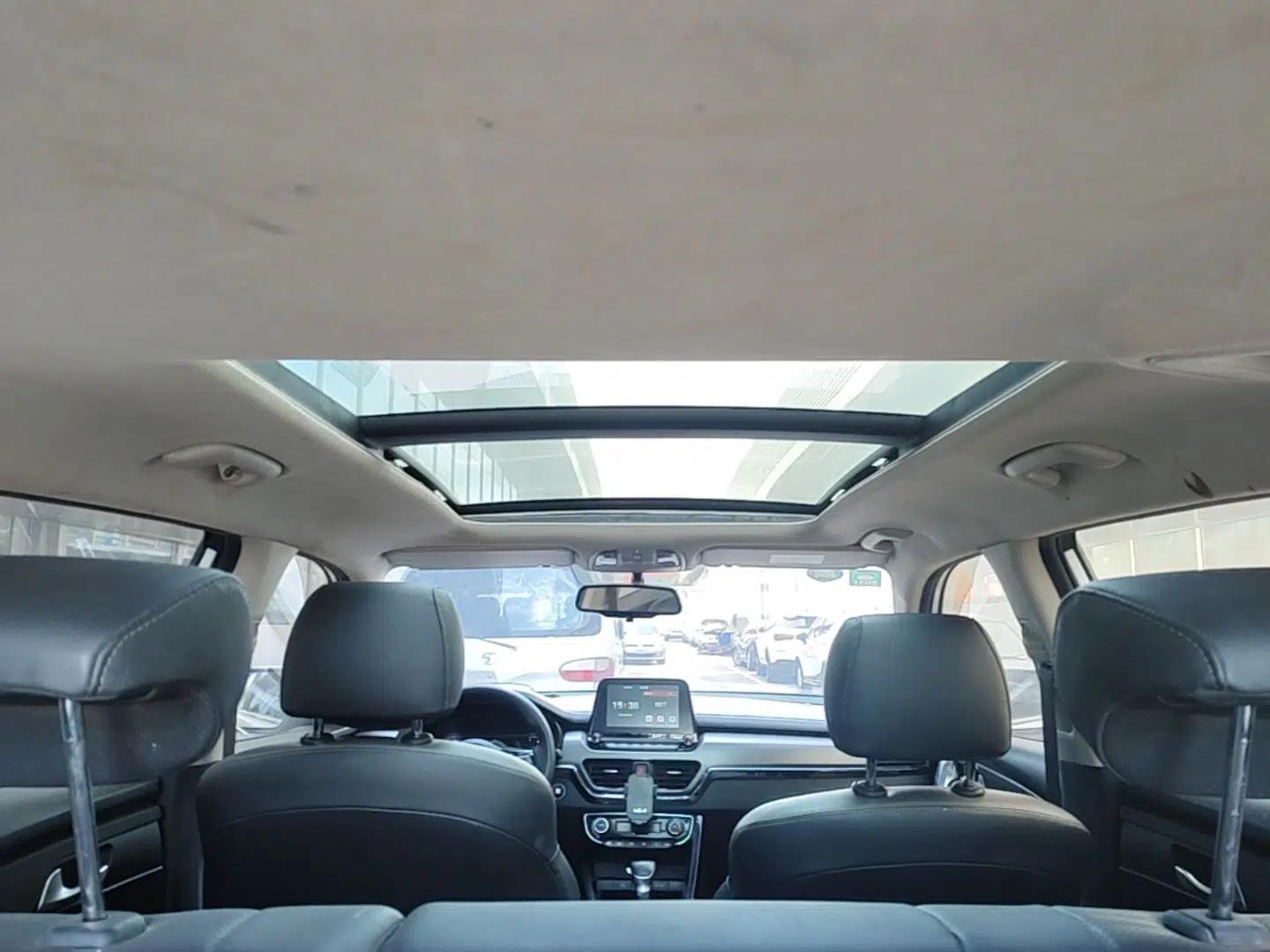 Used Kia Sportage R 2019 2.0L Automatic Smart Luxury Edition — миниатюра 21