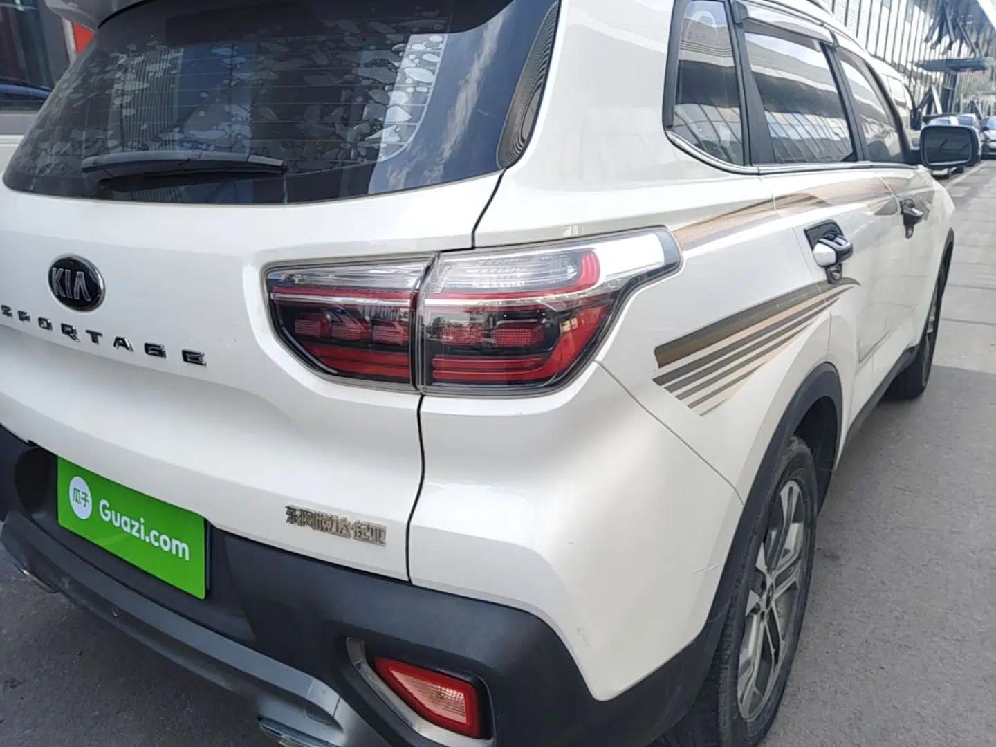 Used Kia Sportage R 2019 2.0L Automatic Smart Luxury Edition — миниатюра 9