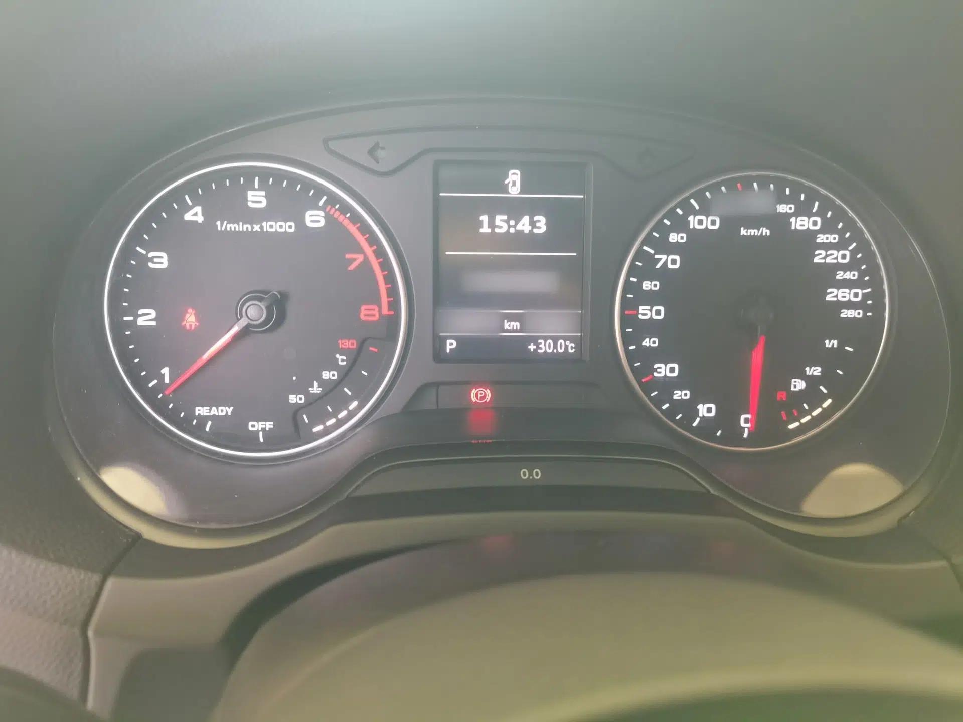 Used Audi A3 2015 Limousine 35 TFSI Millionth Anniversary Intelligent Leading Model — миниатюра 8