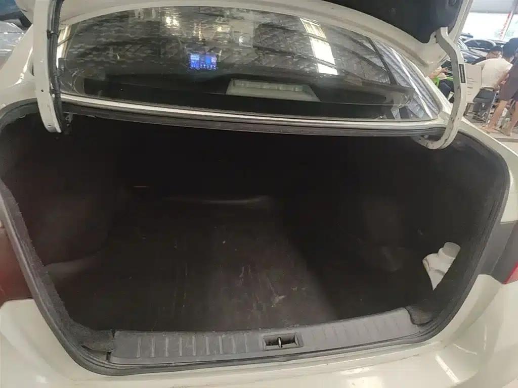 Nissan Sylphy 2021 Classic 1.6XE Manual Comfort Edition — миниатюра 19