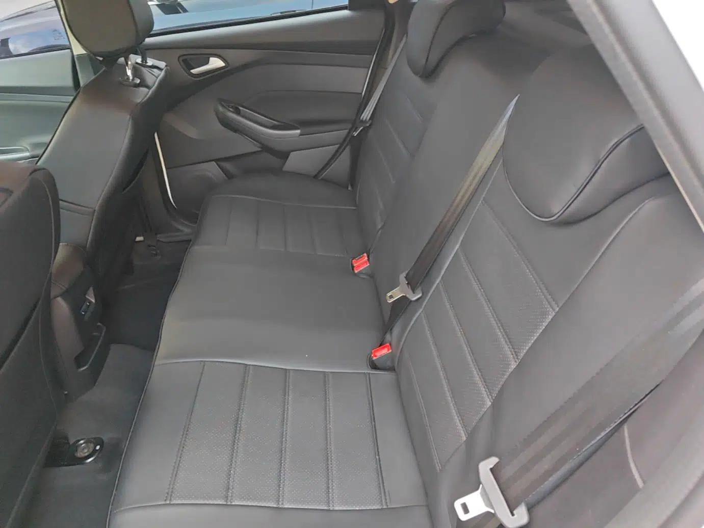 Used Ford Focus 2018 Hatchback Classic 1.6L Automatic Comfort Plus SmartDrive Edition — миниатюра 20