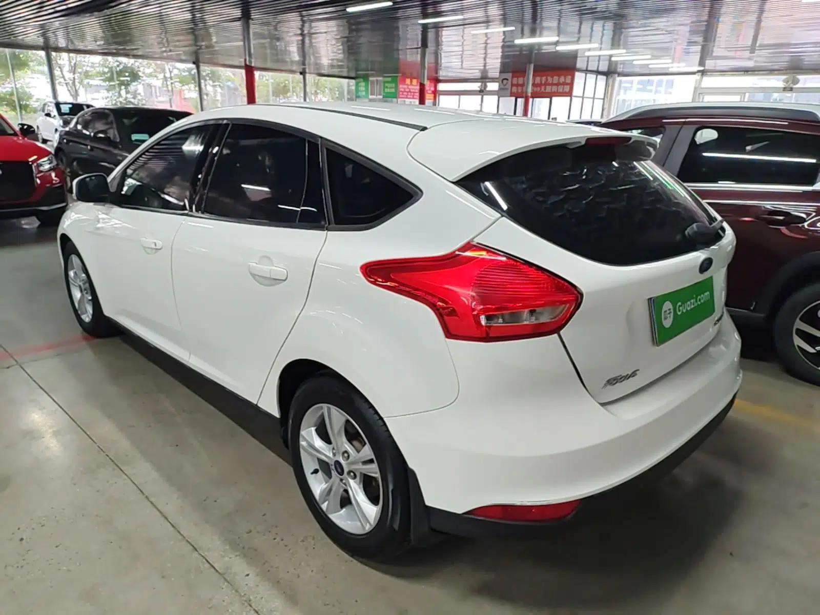 Used Ford Focus 2017 Hatchback 1.6L Automatic Comfort Plus SmartDrive Edition — миниатюра 4