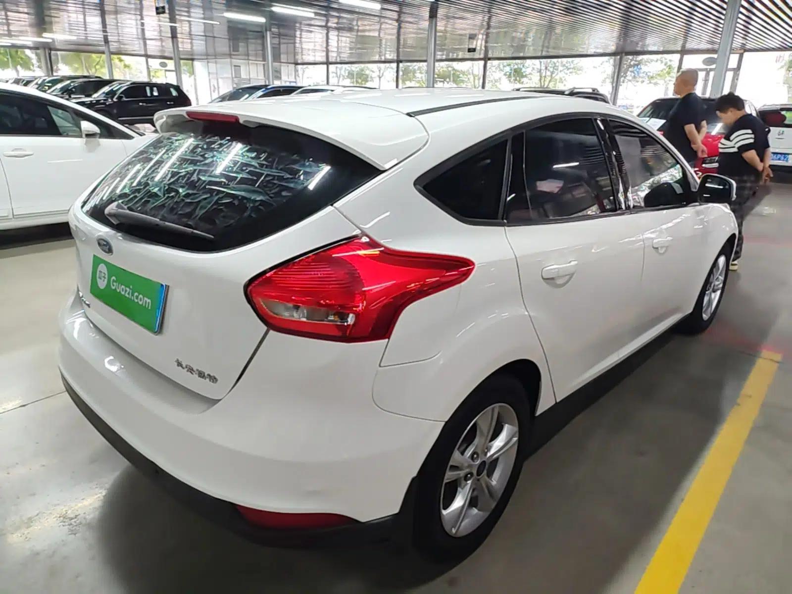 Used Ford Focus 2017 Hatchback 1.6L Automatic Comfort Plus SmartDrive Edition — миниатюра 6