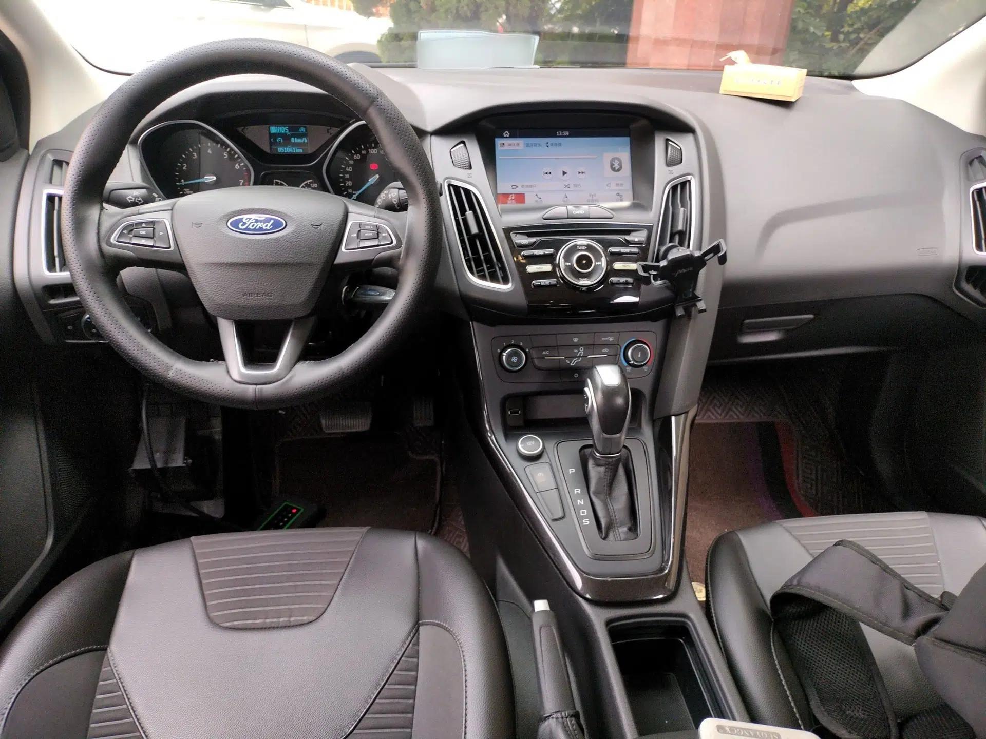 Used Ford Focus 2020 Hatchback Classic 1.5L Automatic Trendy Model — миниатюра 22