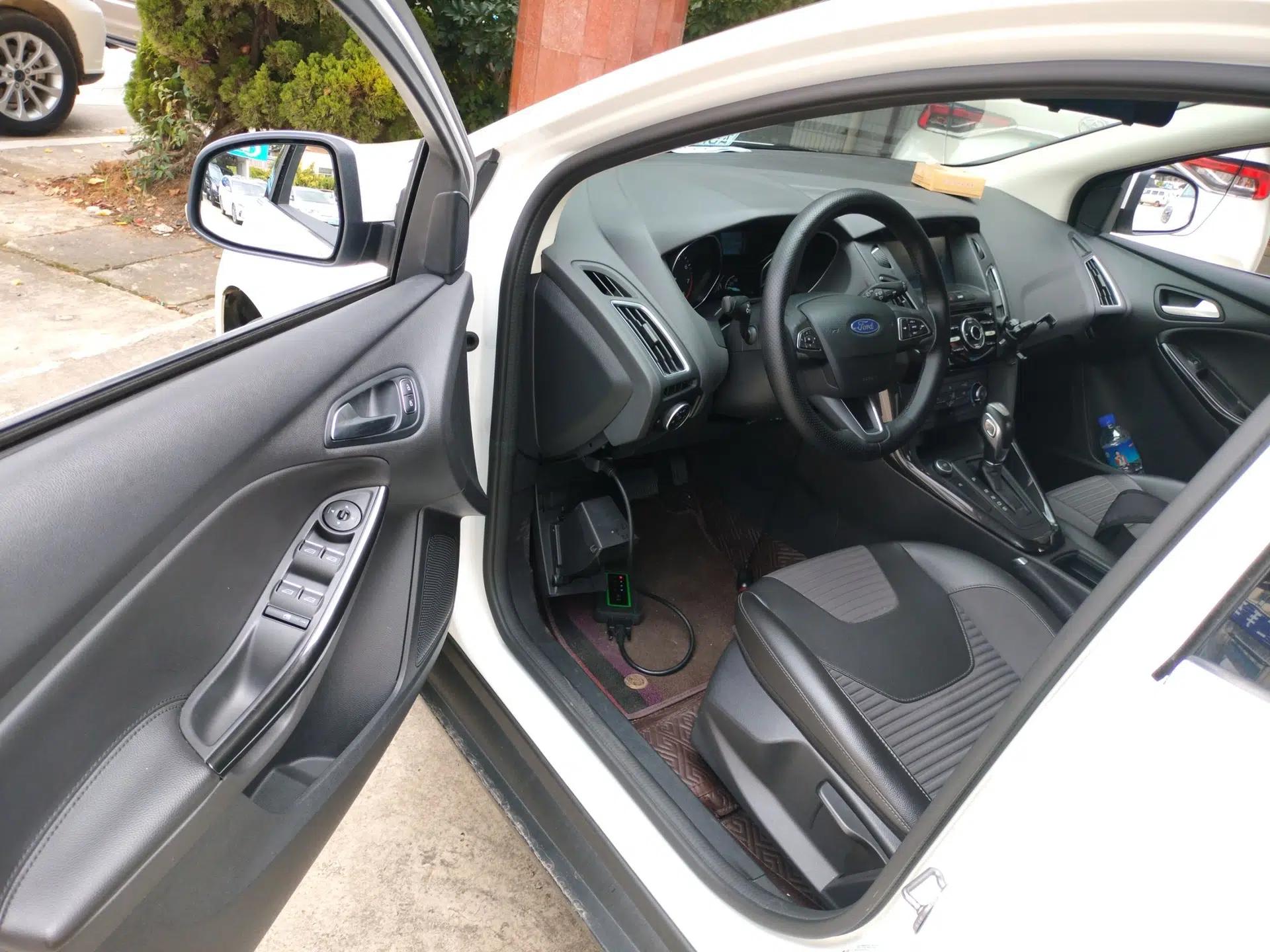 Used Ford Focus 2020 Hatchback Classic 1.5L Automatic Trendy Model — миниатюра 23