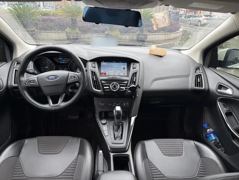 Used Ford Focus 2020 Hatchback Classic 1.5L Automatic Trendy Model — миниатюра 9