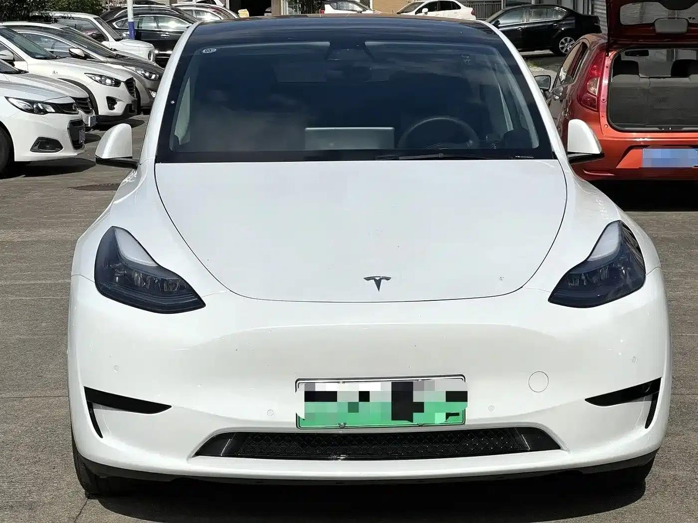 Model Y 2023 Rear-Wheel Drive — миниатюра 2