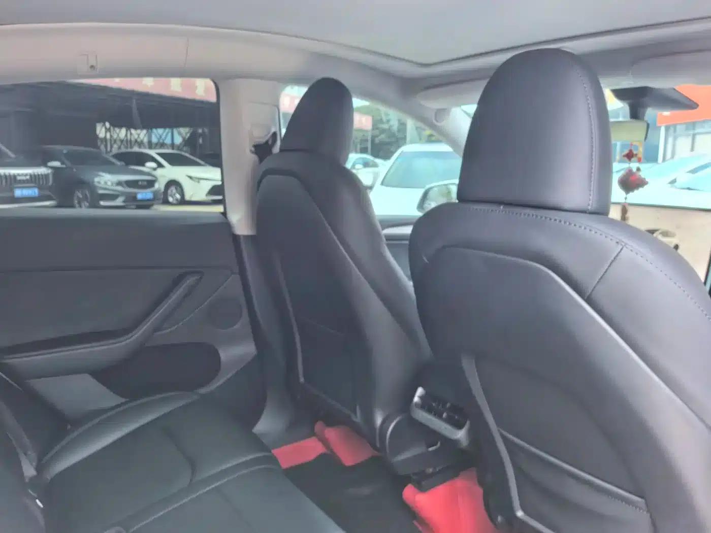 Model Y 2023 Rear-Wheel Drive — миниатюра 5
