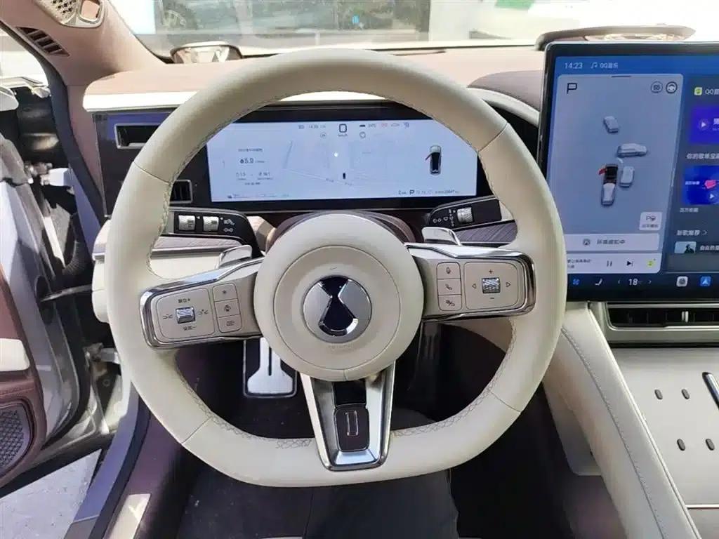 Denza Z9 GT 2024 1100 AWD Max Edition — миниатюра 11