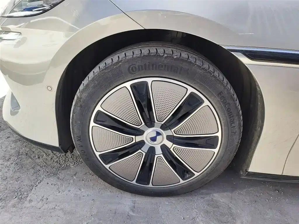 Denza Z9 GT 2024 1100 AWD Max Edition — миниатюра 23
