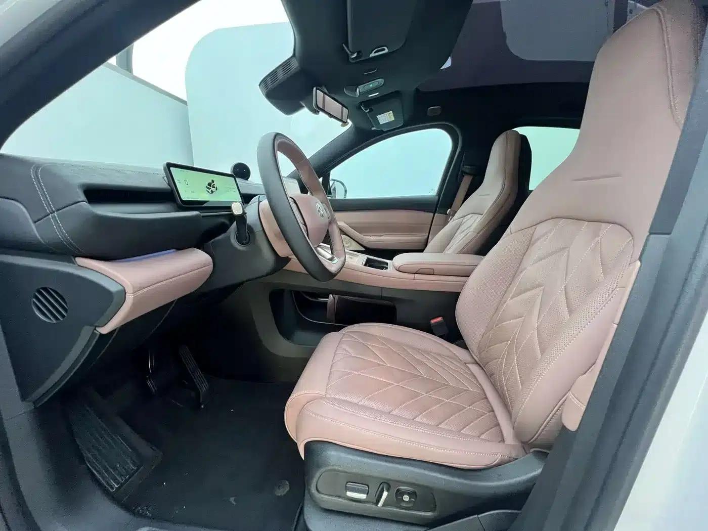 NIO EC6 2025 model 75kWh — миниатюра 7