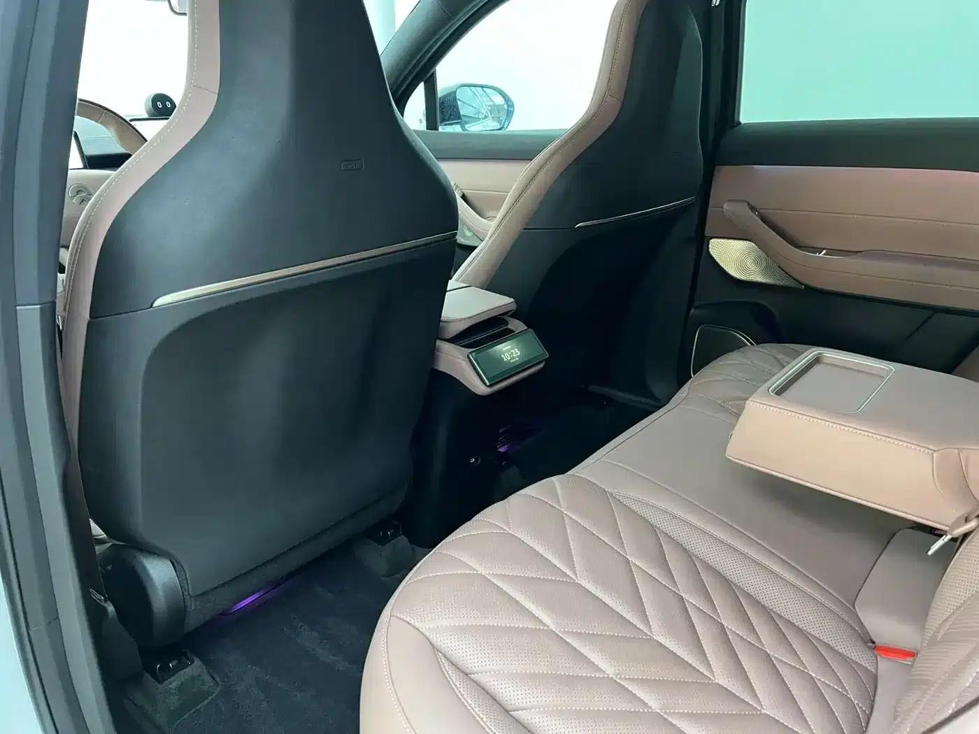 NIO EC6 2025 model 75kWh — миниатюра 9