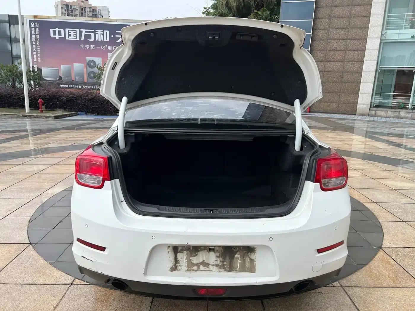 2014 Chevrolet Malibu 1.6T Automatic Comfort Edition — миниатюра 19