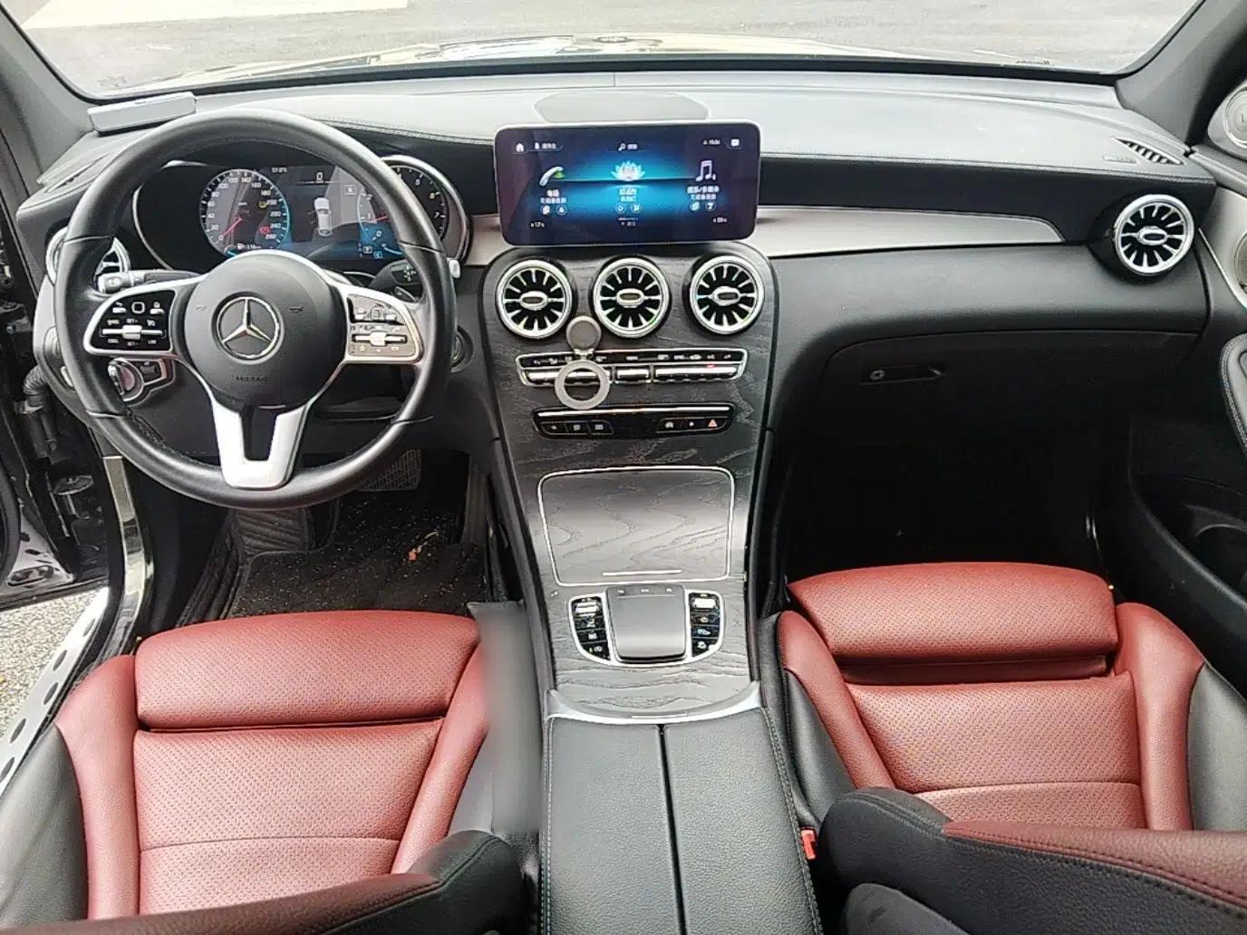 Used Mercedes-Benz GLC Coupe 2021 GLC 260 4MATIC Coupe SUV — миниатюра 12