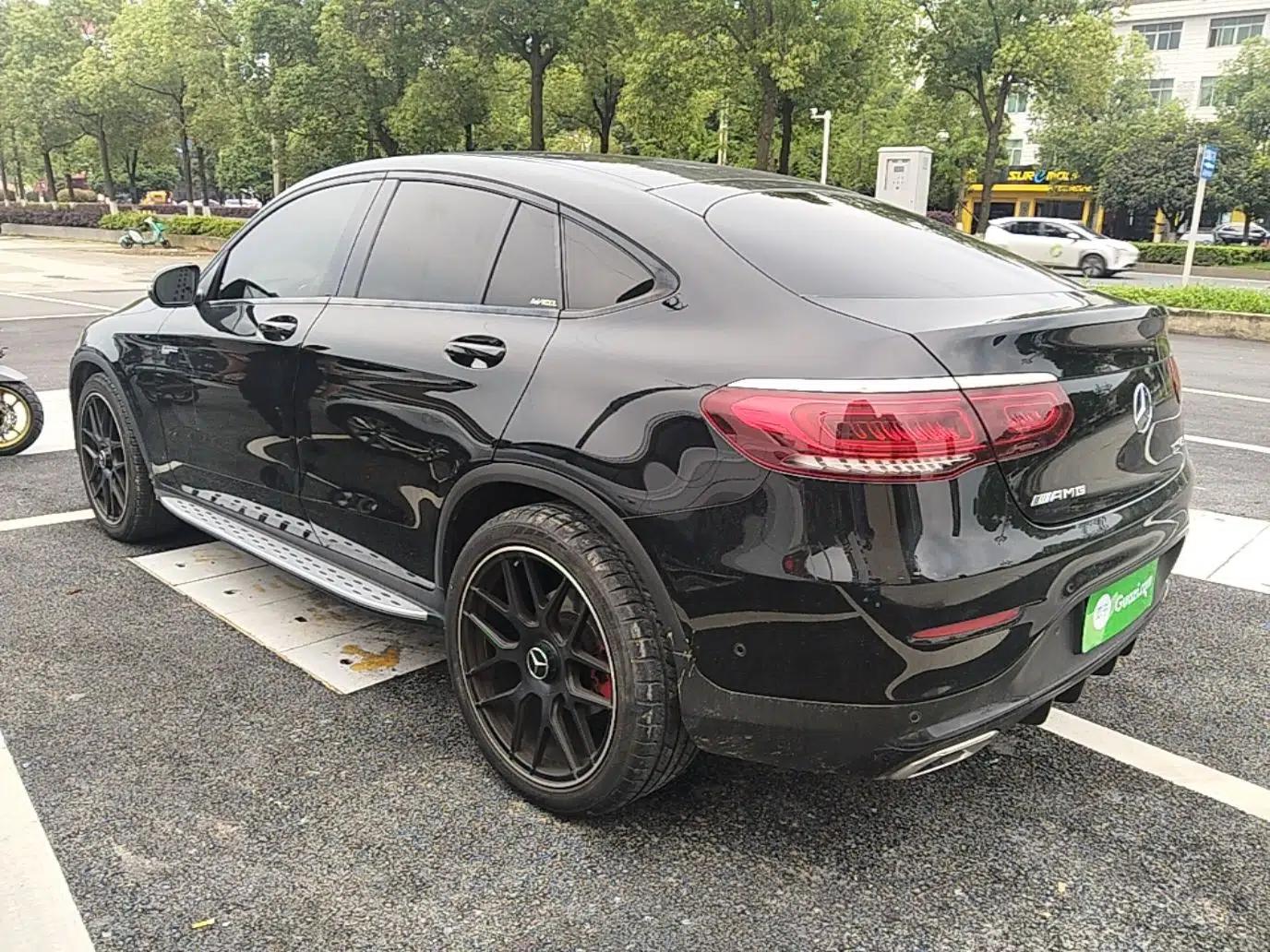 Used Mercedes-Benz GLC Coupe 2021 GLC 260 4MATIC Coupe SUV — миниатюра 4