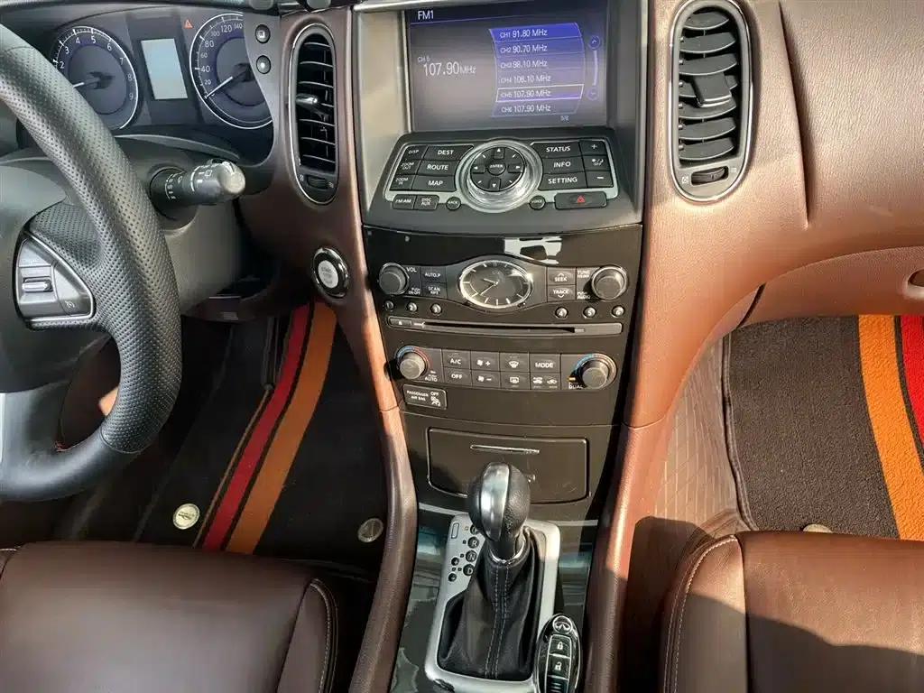 Infiniti QX50 2015 2.5L Enjoy Edition — миниатюра 17