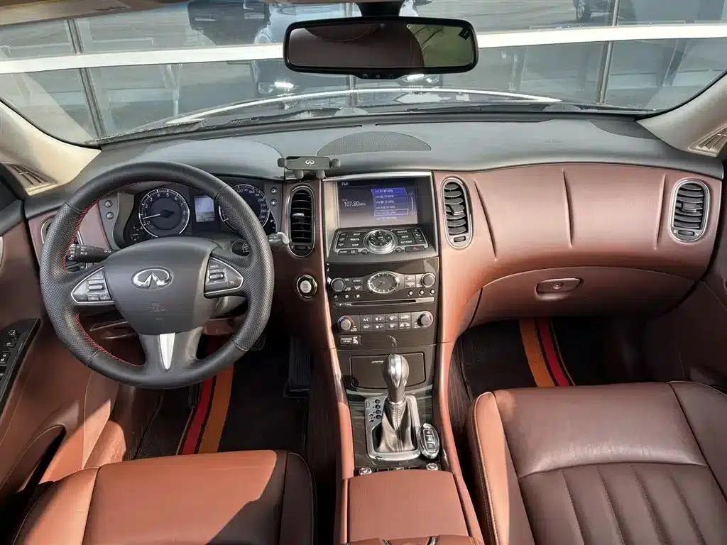 Infiniti QX50 2015 2.5L Enjoy Edition — миниатюра 10
