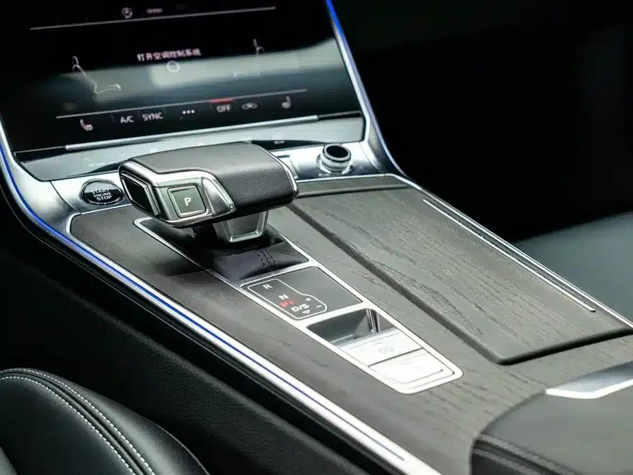 Audi A6L 2025 45 TFSI quattro Premium Dynamic Edition — миниатюра 12