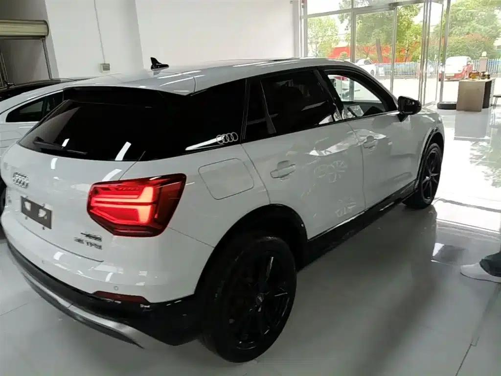 Audi Q2L 2021 35 TFSI Progressive Dynamic Edition — миниатюра 7