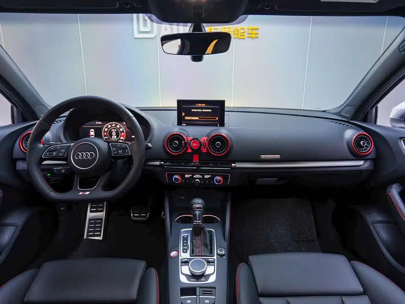 Audi S3 2019 Model S3 2.0T Limousine — миниатюра 7