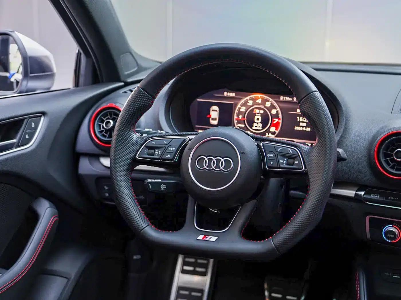 Audi S3 2019 Model S3 2.0T Limousine — миниатюра 8