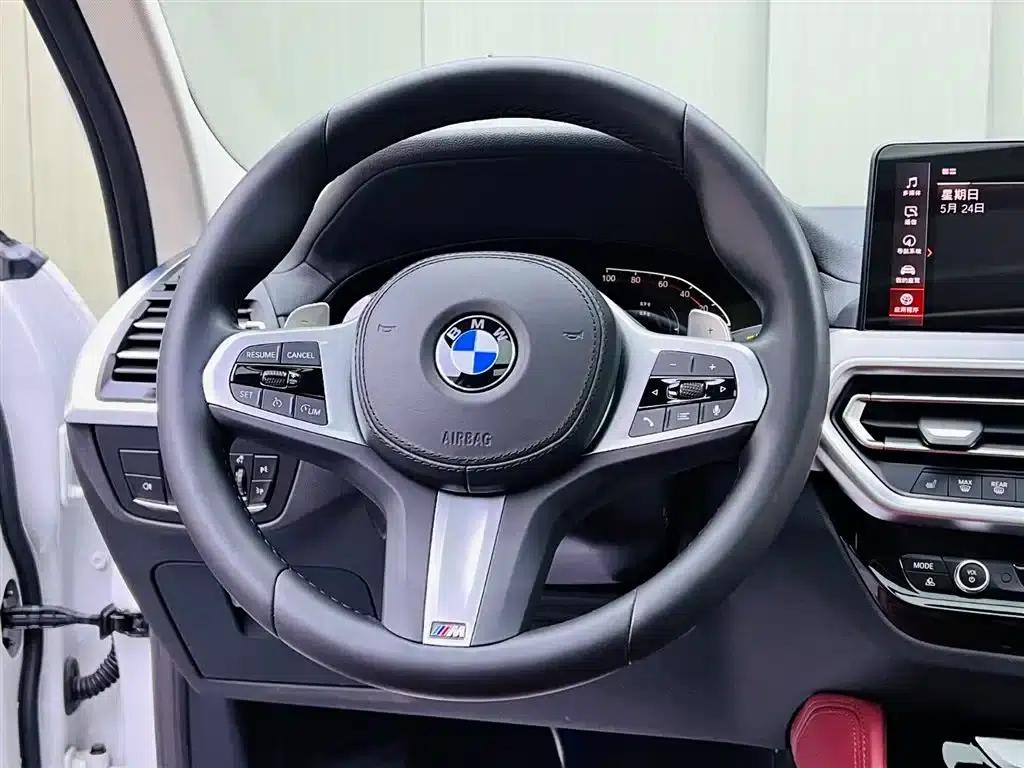 2022 BMW X4 xDrive 25i M Sport Package — миниатюра 10