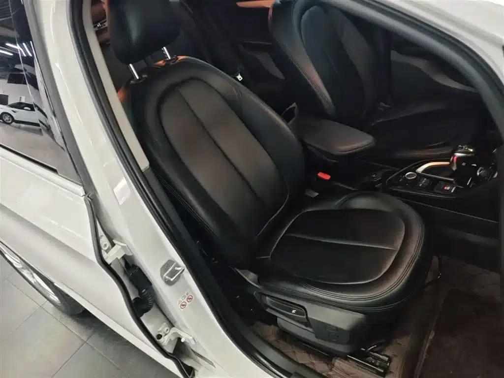 2016 BMW 2 Series Gran Tourer 218i Leading Edition — миниатюра 25