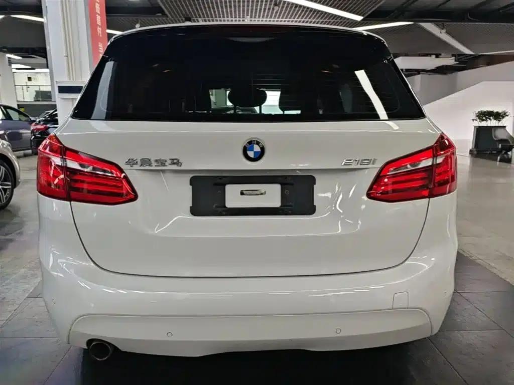 2016 BMW 2 Series Gran Tourer 218i Leading Edition — миниатюра 6