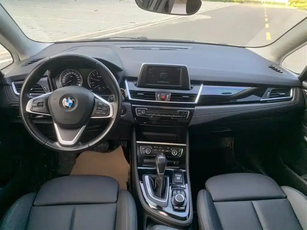 2018 BMW 2 Series Gran Tourer 218i Luxury Sport Package — миниатюра 14