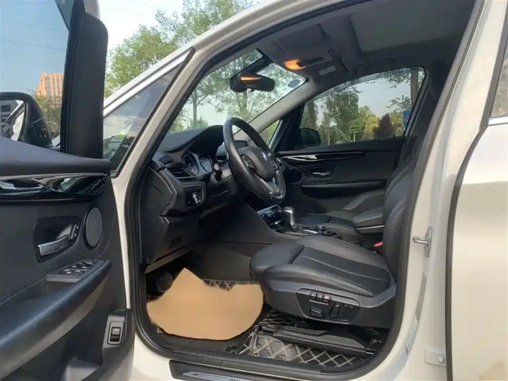 2018 BMW 2 Series Gran Tourer 218i Luxury Sport Package — миниатюра 18
