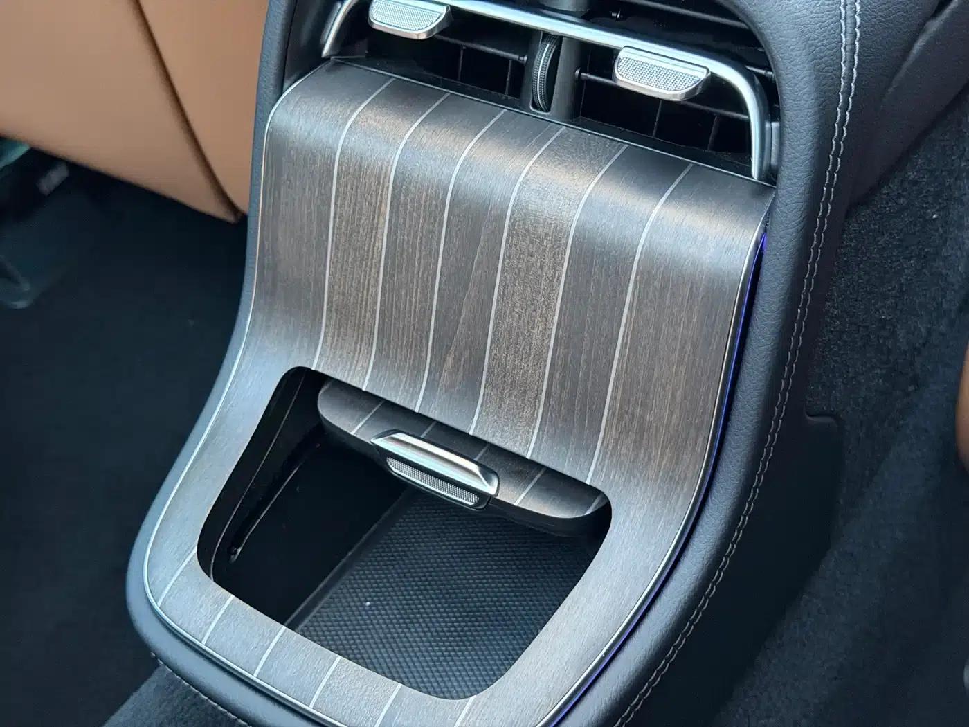 Mercedes-Benz E-Class 2024 E 300 L Fashion Edition — миниатюра 21