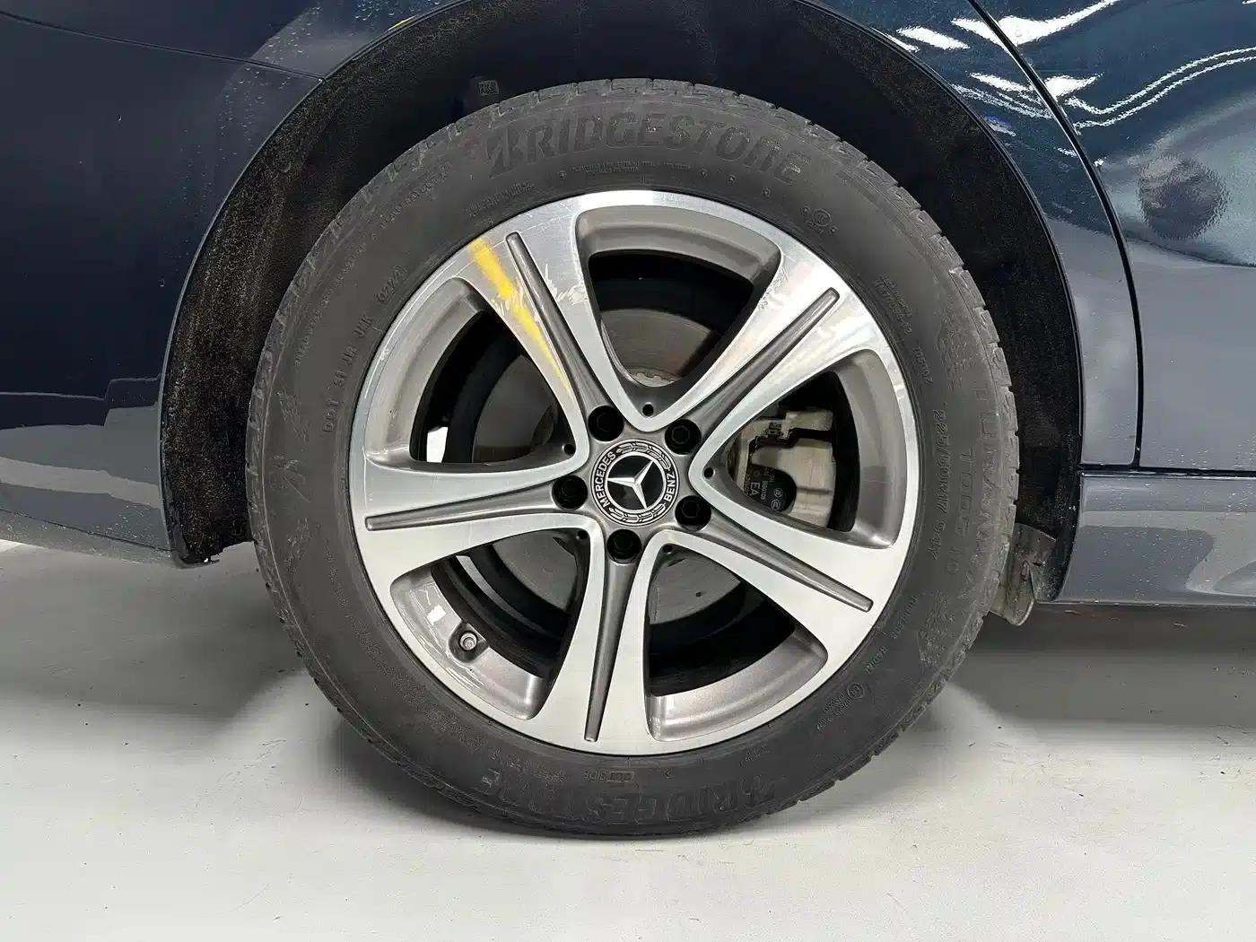 Mercedes-Benz C-Class 2022 Facelift C 260 L Sport Edition — миниатюра 15